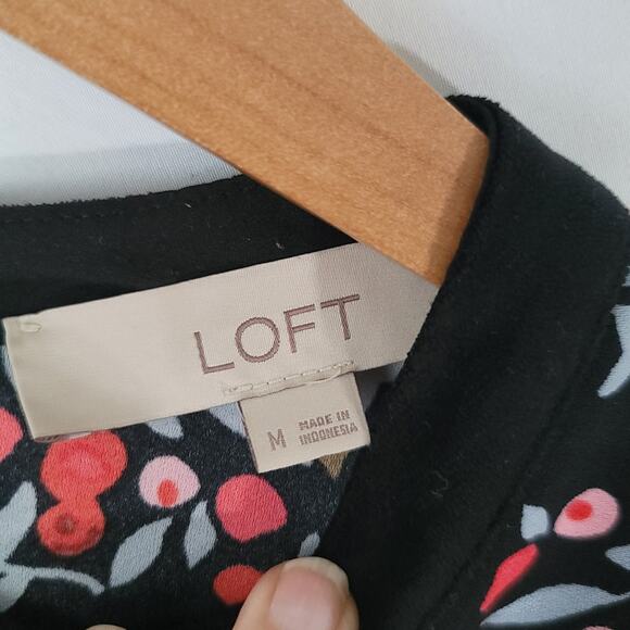 Loft- Women's multicolor dress- size medium- long sleeve- knee length - Picture 4 of 8